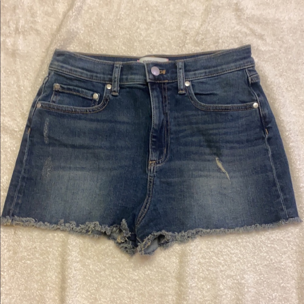 Women’s VS Pink jean shorts. Maybe worn once if ever. Size 8. No flaws